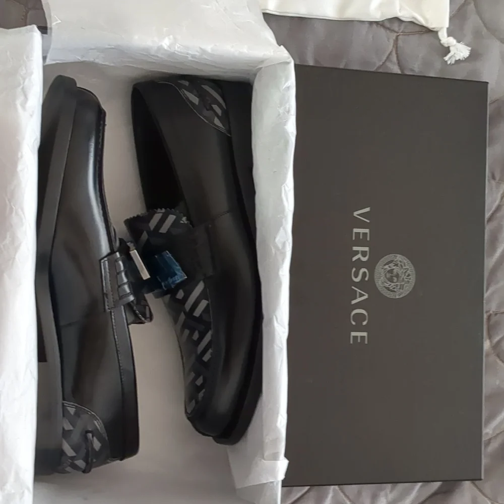 New Versace Greca Loafer 42 9 shoes - Picture 2 of 7